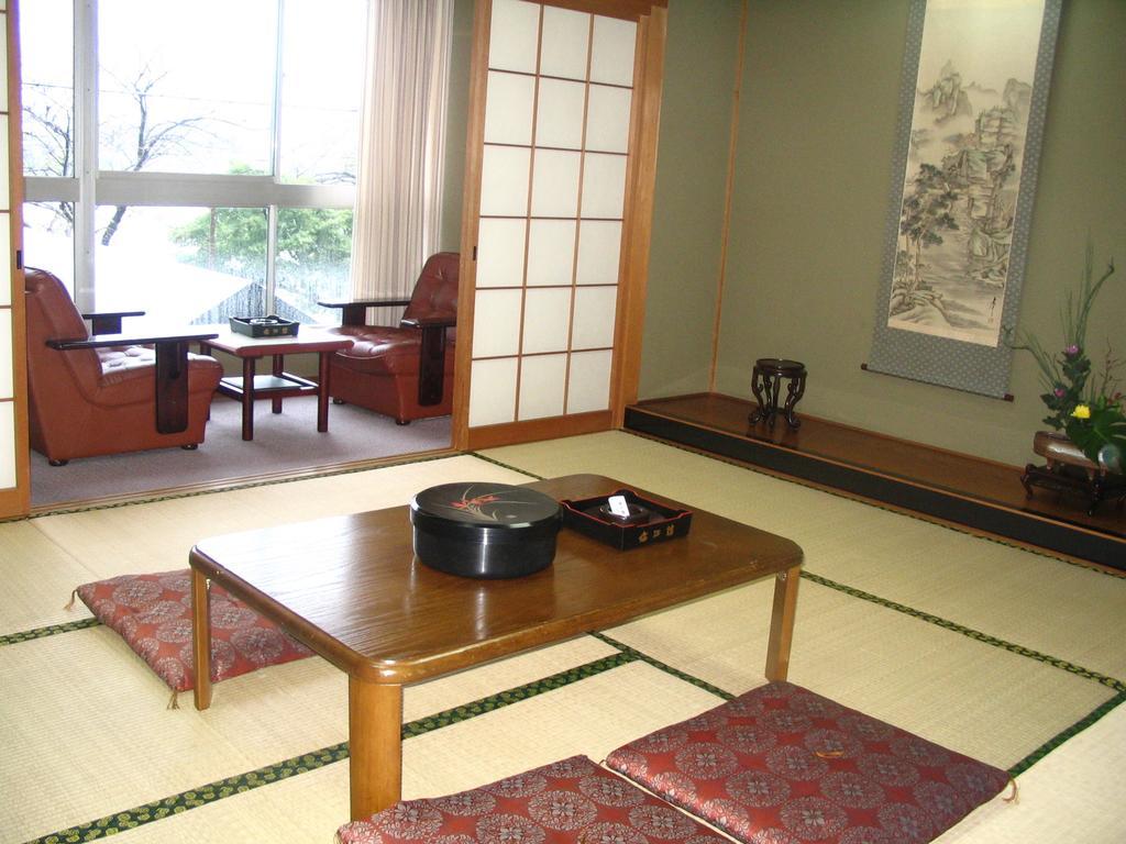 Rinkokan Hotel Inuyama Exterior photo